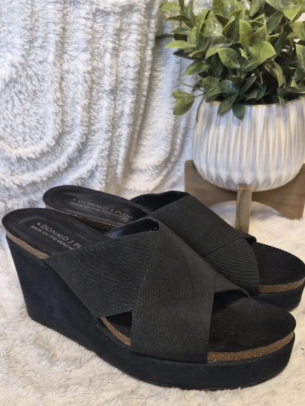 NEW Donald J. Pliner Bonbon Wedge Sandals Black Suede Slip On Stretch Size 9